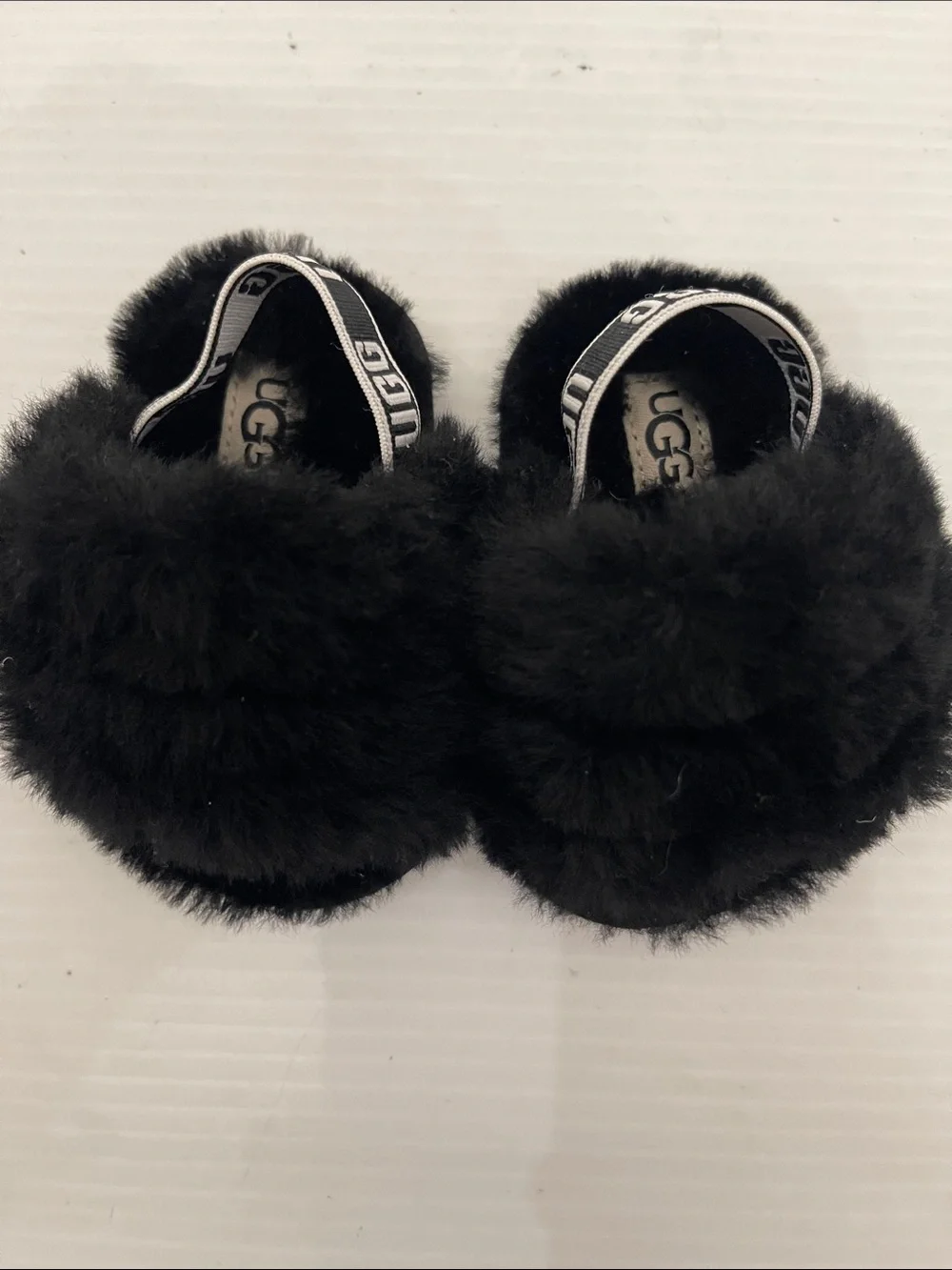 UGG WINTER FLUFF YEAH SLIDE INFANT TODDLER LOGO STRAP SANDAL BABY 0-3 MONTHS